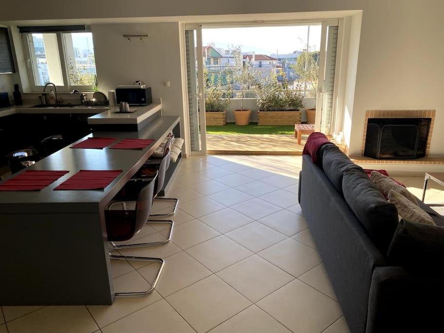 Spacious And Sunkissed 3Br & 2 Bathrooms Apartment Atenas Exterior foto