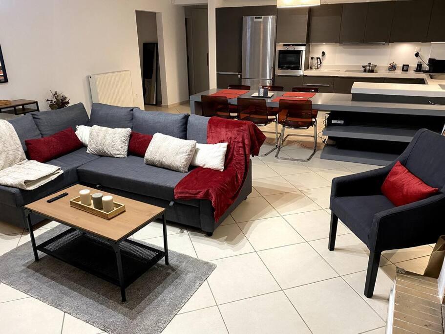 Spacious And Sunkissed 3Br & 2 Bathrooms Apartment Atenas Exterior foto